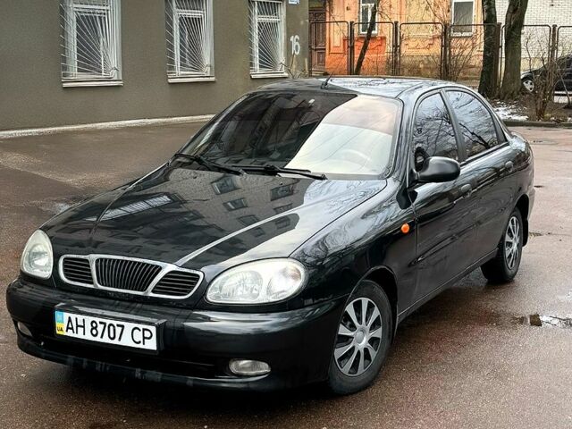 Черный Дэу Ланос, объемом двигателя 1.4 л и пробегом 160 тыс. км за 2200 $, фото 1 на Automoto.ua