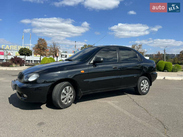 Черный Дэу Ланос, объемом двигателя 1.5 л и пробегом 140 тыс. км за 2650 $, фото 1 на Automoto.ua