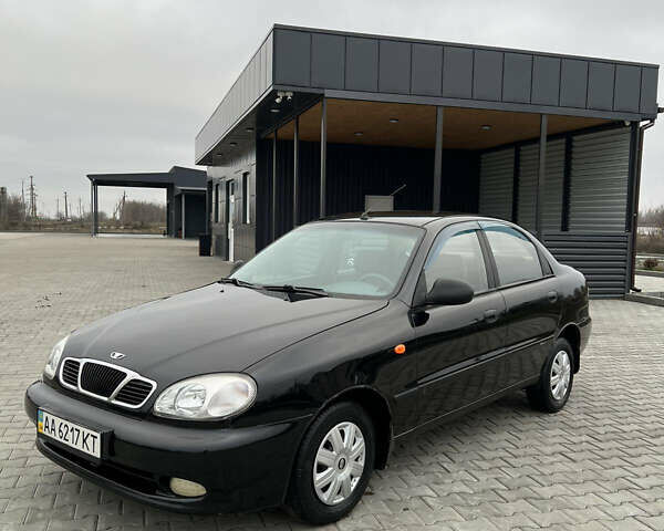 Черный Дэу Ланос, объемом двигателя 1.5 л и пробегом 158 тыс. км за 3100 $, фото 1 на Automoto.ua