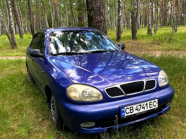 Фиолетовый Дэу Ланос, объемом двигателя 1.5 л и пробегом 400 тыс. км за 1500 $, фото 1 на Automoto.ua