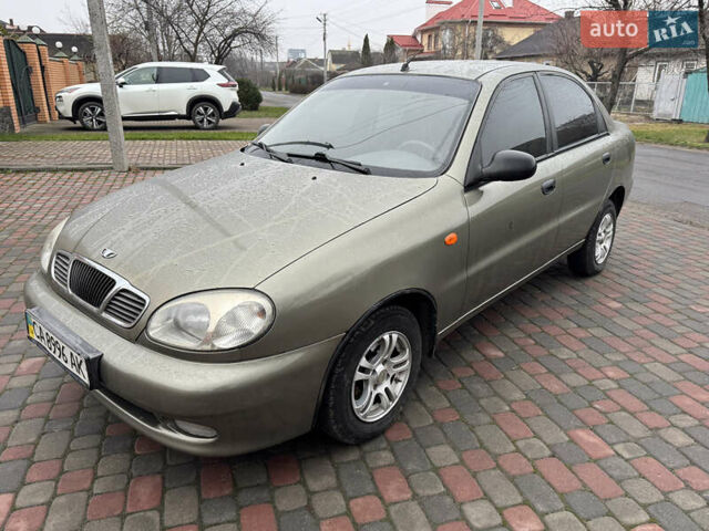 Коричневый Дэу Ланос, объемом двигателя 0 л и пробегом 165 тыс. км за 2650 $, фото 1 на Automoto.ua