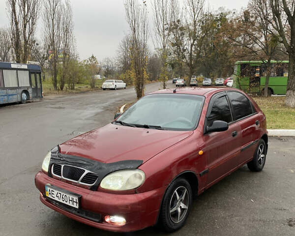 Красный Дэу Ланос, объемом двигателя 1.5 л и пробегом 350 тыс. км за 1399 $, фото 1 на Automoto.ua