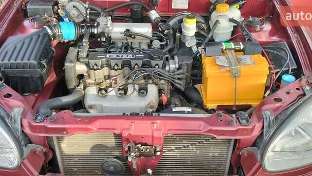Червоний Деу Ланос, об'ємом двигуна 1.5 л та пробігом 140 тис. км за 2700 $, фото 1 на Automoto.ua