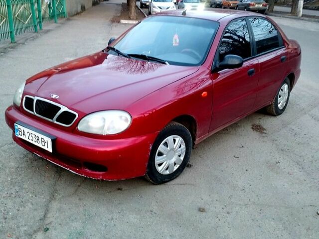 Червоний Деу Ланос, об'ємом двигуна 1.5 л та пробігом 207 тис. км за 2000 $, фото 1 на Automoto.ua