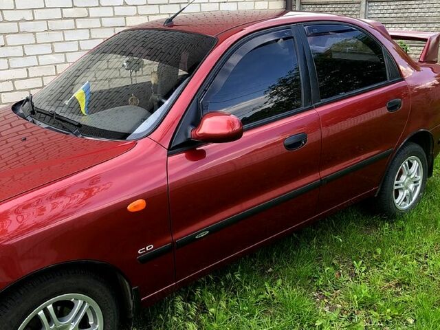 Красный Дэу Ланос, объемом двигателя 1.5 л и пробегом 102 тыс. км за 3150 $, фото 1 на Automoto.ua