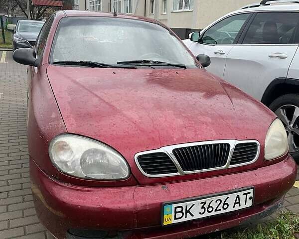 Красный Дэу Ланос, объемом двигателя 1.35 л и пробегом 180 тыс. км за 950 $, фото 1 на Automoto.ua