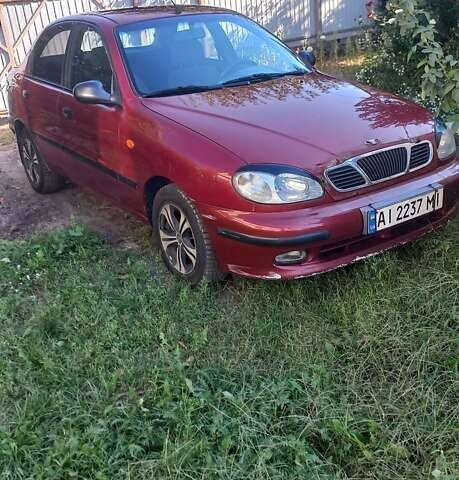 Красный Дэу Ланос, объемом двигателя 1.5 л и пробегом 250 тыс. км за 2800 $, фото 1 на Automoto.ua