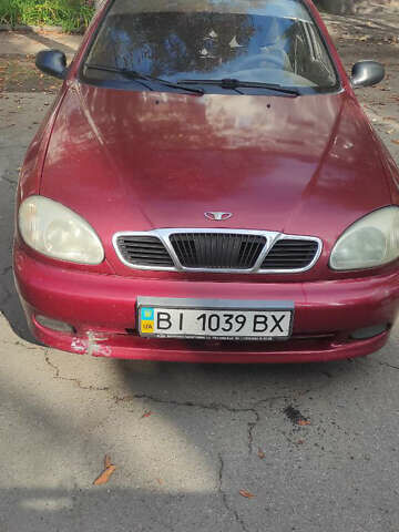 Красный Дэу Ланос, объемом двигателя 1.5 л и пробегом 180 тыс. км за 2300 $, фото 1 на Automoto.ua