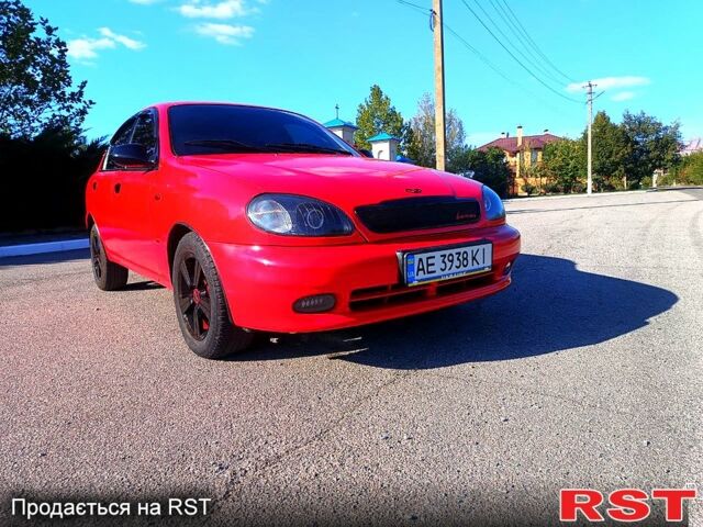 Красный Дэу Ланос, объемом двигателя 1.6 л и пробегом 187 тыс. км за 3600 $, фото 1 на Automoto.ua
