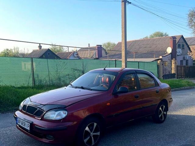 Красный Дэу Ланос, объемом двигателя 1.5 л и пробегом 200 тыс. км за 2800 $, фото 1 на Automoto.ua