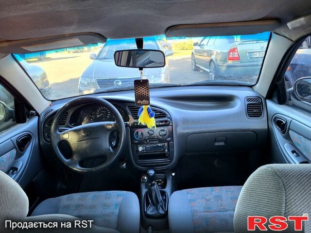 Дэу Ланос 2005 в Сумах на Automoto.ua Красный Дэу Ланос, объемом двигателя 1.5 л и пробегом 218 тыс. км за 1800 $, фото 1 на Automoto.ua