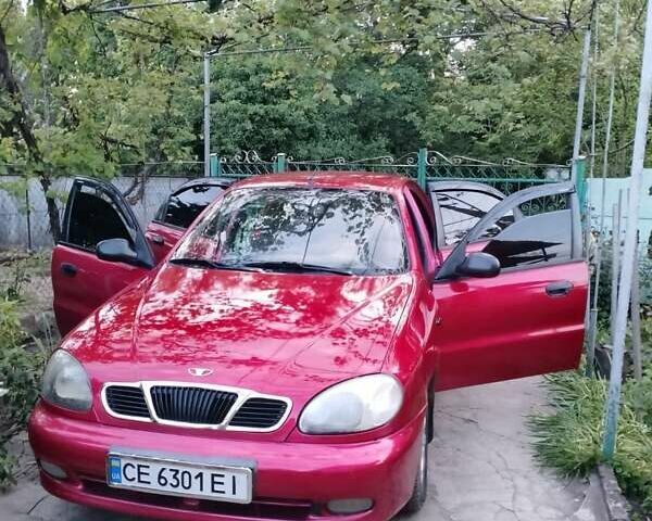 Красный Дэу Ланос, объемом двигателя 1.5 л и пробегом 328 тыс. км за 2700 $, фото 1 на Automoto.ua