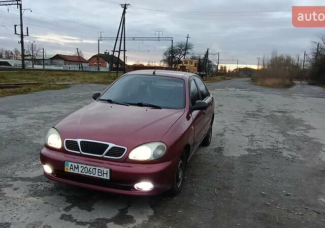 Красный Дэу Ланос, объемом двигателя 1.5 л и пробегом 245 тыс. км за 1650 $, фото 1 на Automoto.ua