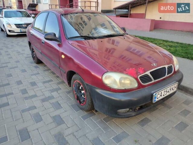 Красный Дэу Ланос, объемом двигателя 1.5 л и пробегом 73 тыс. км за 2000 $, фото 1 на Automoto.ua