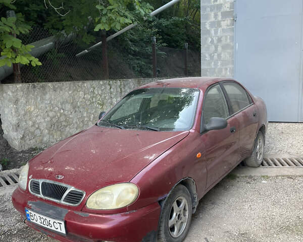 Красный Дэу Ланос, объемом двигателя 1.5 л и пробегом 195 тыс. км за 1050 $, фото 1 на Automoto.ua