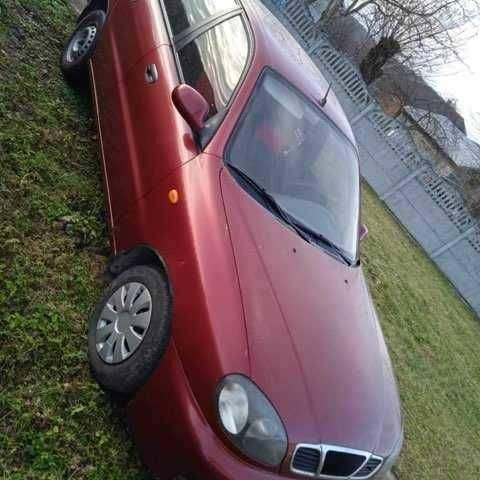 Красный Дэу Ланос, объемом двигателя 0 л и пробегом 220 тыс. км за 90000 $, фото 1 на Automoto.ua