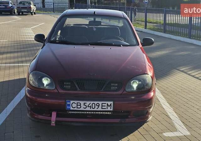 Красный Дэу Ланос, объемом двигателя 1.6 л и пробегом 160 тыс. км за 2550 $, фото 1 на Automoto.ua