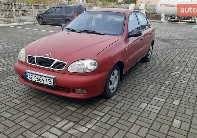 Деу Ланос 2006 у Запоріжжя на Automoto.ua Червоний Деу Ланос, об'ємом двигуна 1.5 л та пробігом 151 тис. км за 1399 $, фото 1 на Automoto.ua