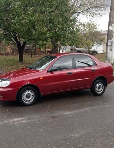 Деу Ланос 2006 у Славянске на Automoto.ua Червоний Деу Ланос, об'ємом двигуна 1.5 л та пробігом 71 тис. км за 3500 $, фото 1 на Automoto.ua