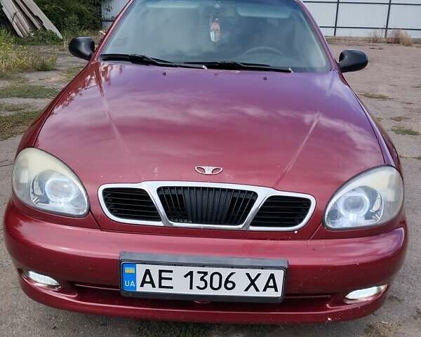 Красный Дэу Ланос, объемом двигателя 1.5 л и пробегом 200 тыс. км за 2900 $, фото 1 на Automoto.ua