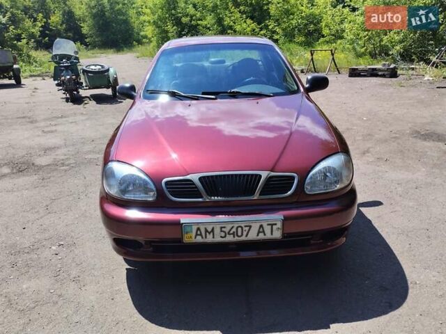 Красный Дэу Ланос, объемом двигателя 1.5 л и пробегом 255 тыс. км за 2200 $, фото 1 на Automoto.ua