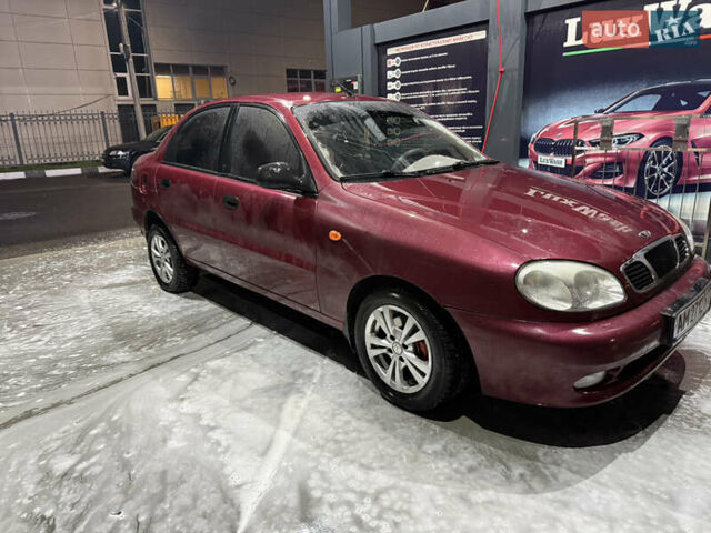 Красный Дэу Ланос, объемом двигателя 1.6 л и пробегом 240 тыс. км за 2200 $, фото 1 на Automoto.ua