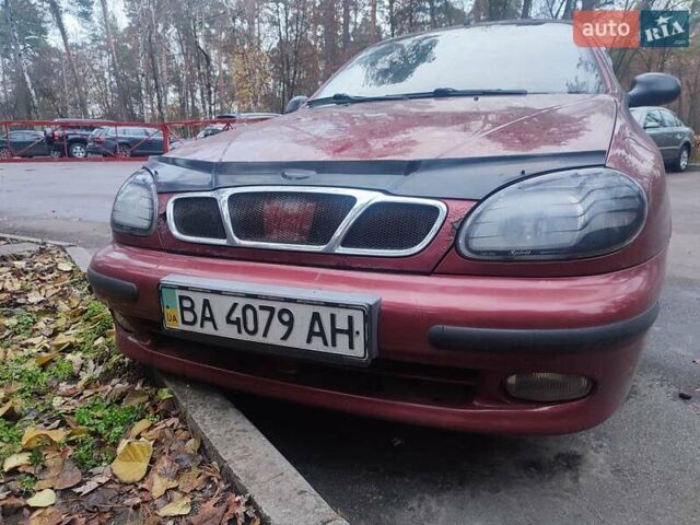 Красный Дэу Ланос, объемом двигателя 1.5 л и пробегом 120 тыс. км за 2900 $, фото 1 на Automoto.ua