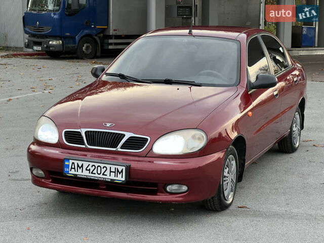 Красный Дэу Ланос, объемом двигателя 1.5 л и пробегом 117 тыс. км за 2800 $, фото 1 на Automoto.ua
