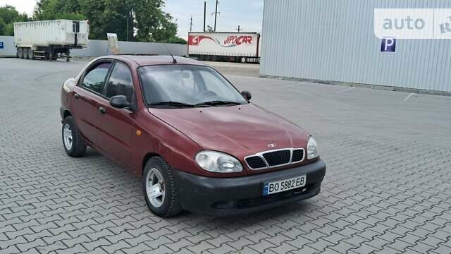 Красный Дэу Ланос, объемом двигателя 1.5 л и пробегом 150 тыс. км за 1250 $, фото 1 на Automoto.ua