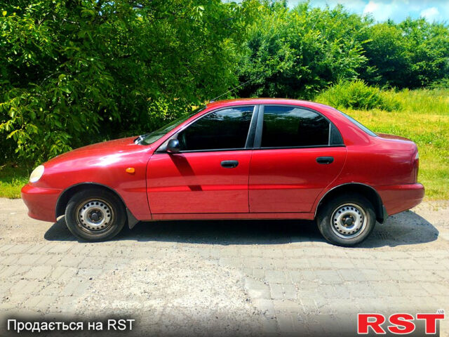Красный Дэу Ланос, объемом двигателя 1.5 л и пробегом 132 тыс. км за 2390 $, фото 1 на Automoto.ua
