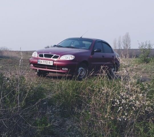 Червоний Деу Ланос, об'ємом двигуна 1.5 л та пробігом 230 тис. км за 2700 $, фото 1 на Automoto.ua