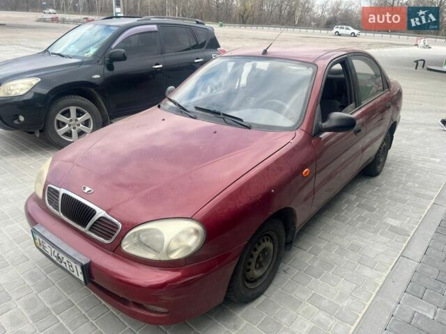 Красный Дэу Ланос, объемом двигателя 1.5 л и пробегом 180 тыс. км за 1999 $, фото 1 на Automoto.ua