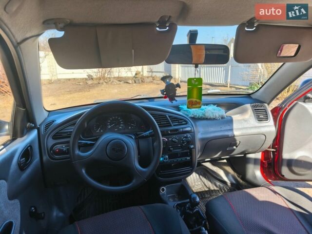 Червоний Деу Ланос, об'ємом двигуна 1.4 л та пробігом 155 тис. км за 1200 $, фото 1 на Automoto.ua
