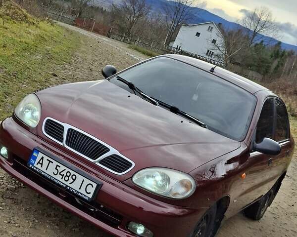 Красный Дэу Ланос, объемом двигателя 1.5 л и пробегом 211 тыс. км за 2800 $, фото 1 на Automoto.ua