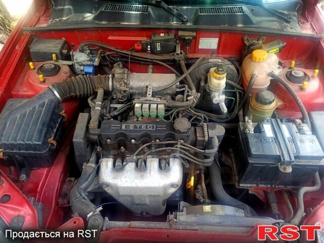 Красный Дэу Ланос, объемом двигателя 1.5 л и пробегом 0 тыс. км за 1700 $, фото 1 на Automoto.ua