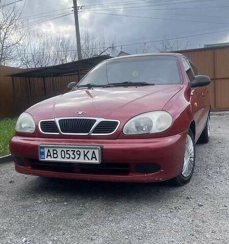 Красный Дэу Ланос, объемом двигателя 1.5 л и пробегом 160 тыс. км за 2100 $, фото 1 на Automoto.ua