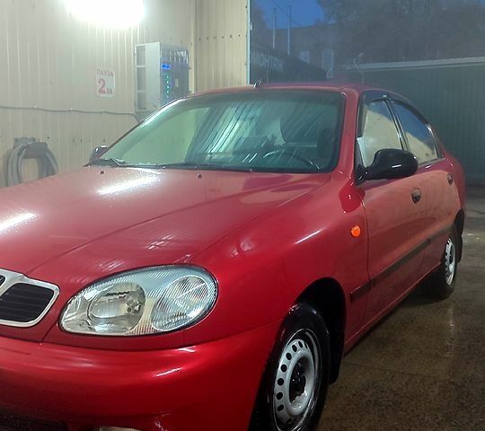 Червоний Деу Ланос, об'ємом двигуна 1.5 л та пробігом 95 тис. км за 2800 $, фото 1 на Automoto.ua