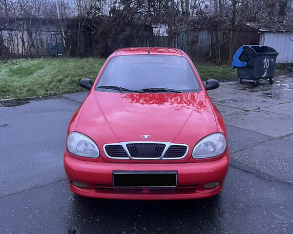 Красный Дэу Ланос, объемом двигателя 1.5 л и пробегом 175 тыс. км за 2500 $, фото 1 на Automoto.ua