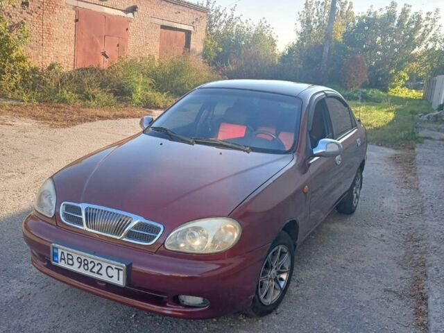 Красный Дэу Ланос, объемом двигателя 1.5 л и пробегом 210 тыс. км за 1806 $, фото 1 на Automoto.ua