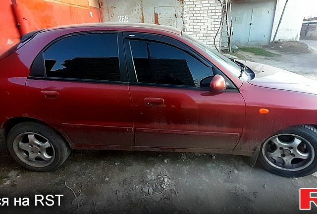 Дэу Ланос, объемом двигателя 1.6 л и пробегом 300 тыс. км за 1800 $, фото 1 на Automoto.ua