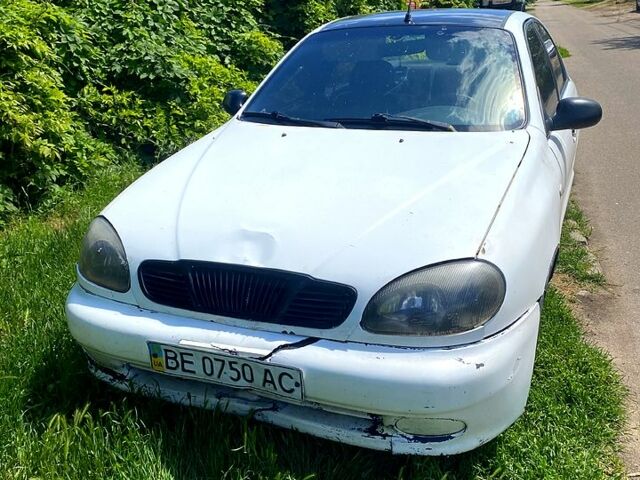 Дэу Ланос, объемом двигателя 1.5 л и пробегом 200 тыс. км за 1300 $, фото 1 на Automoto.ua
