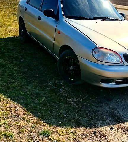 Дэу Ланос, объемом двигателя 1.6 л и пробегом 286 тыс. км за 2500 $, фото 1 на Automoto.ua