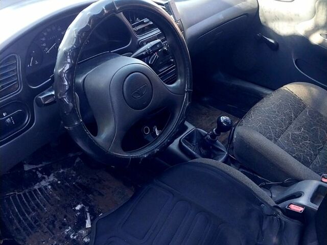 Дэу Ланос, объемом двигателя 15 л и пробегом 0 тыс. км за 1000 $, фото 1 на Automoto.ua