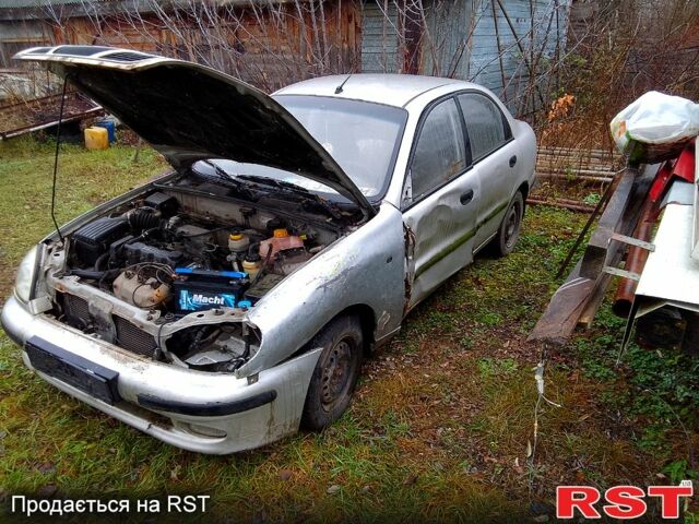 Дэу Ланос, объемом двигателя 1.5 л и пробегом 195 тыс. км за 650 $, фото 1 на Automoto.ua
