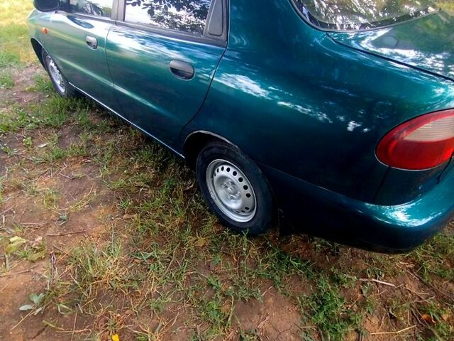 Дэу Ланос, объемом двигателя 1.5 л и пробегом 200 тыс. км за 2500 $, фото 1 на Automoto.ua