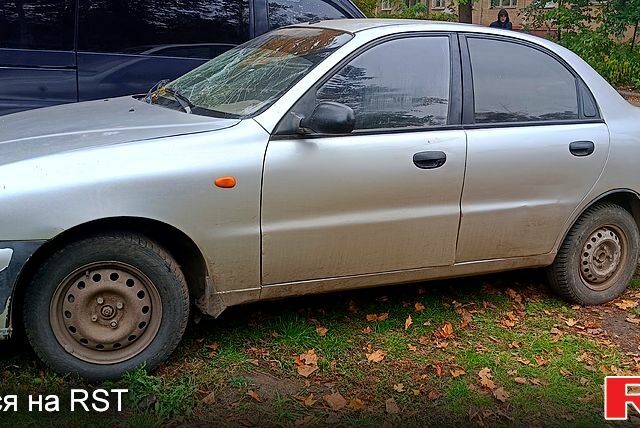 Деу Ланос, об'ємом двигуна 1.6 л та пробігом 300 тис. км за 1200 $, фото 1 на Automoto.ua