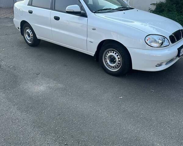 Дэу Ланос, объемом двигателя 0 л и пробегом 87 тыс. км за 4500 $, фото 1 на Automoto.ua