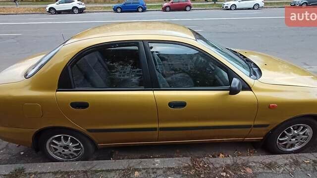Дэу Ланос 2002 в Киеве на Automoto.ua Желтый Дэу Ланос, объемом двигателя 1.5 л и пробегом 273 тыс. км за 2100 $, фото 1 на Automoto.ua