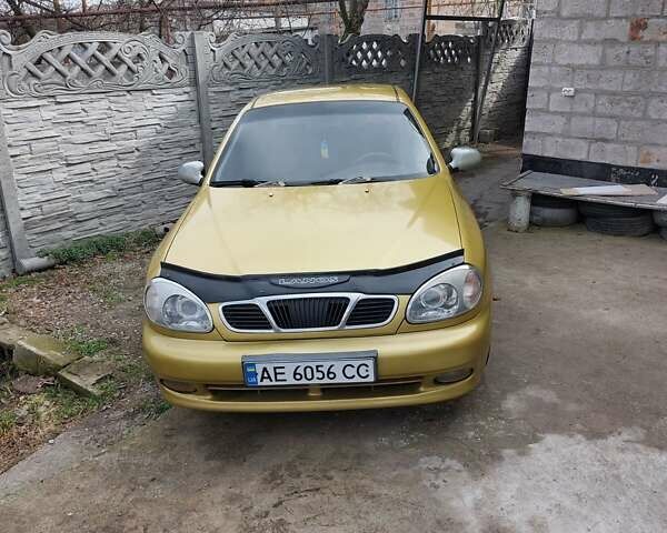 Желтый Дэу Ланос, объемом двигателя 1.5 л и пробегом 170 тыс. км за 2300 $, фото 1 на Automoto.ua