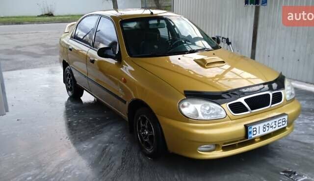 Жовтий Деу Ланос, об'ємом двигуна 1.5 л та пробігом 200 тис. км за 3200 $, фото 1 на Automoto.ua